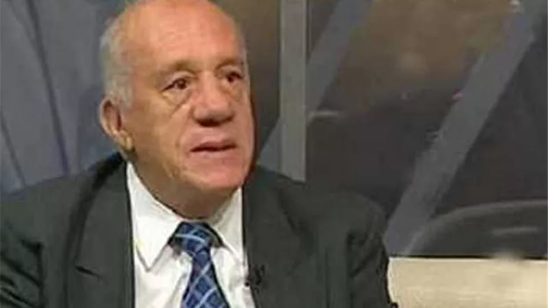 نجوم الزمالك يشيعون جلال إبراهيم لمثواه الاخيير