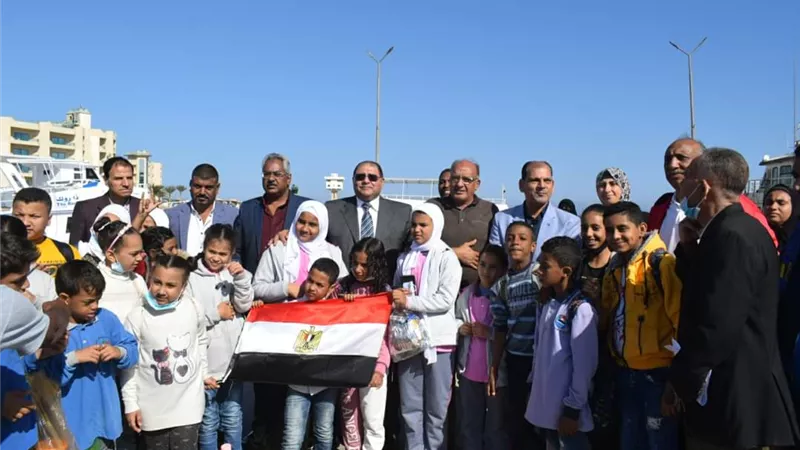 انطلاق بداية الرحلات المجانية لطلاب مدارس الغردقة لجزيرة اورانج باي