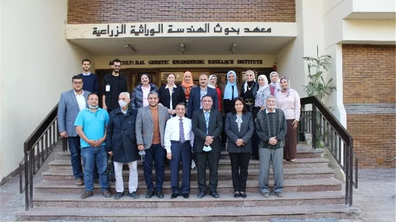 حصول 3 معامل من معهد بحوث الهندسة الوراثية الزراعية على الايزو في الأغذية والاعلاف