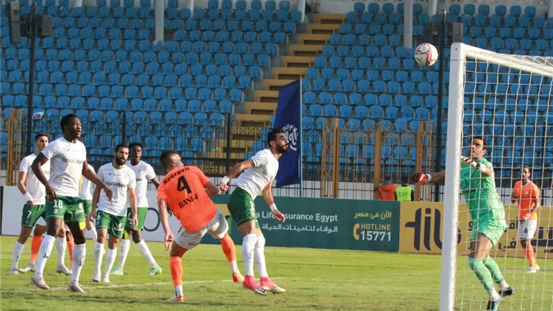 أحمد عوض يسجل هدف فاركو الأول فى شباك الإتحاد السكندرى