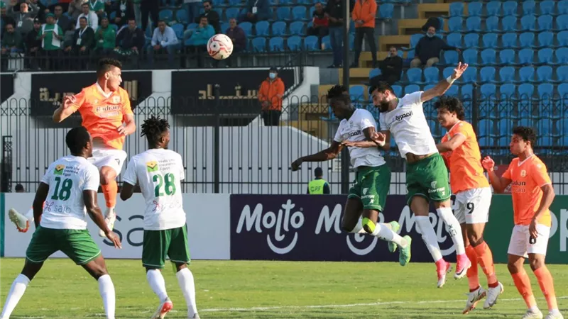 فاركو والإتحاد السكندرى يتعادلان 1 - 1 فى الشوط الأول .. صور