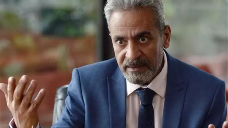 صبري فواز ناعيًا محمد نبوي: 