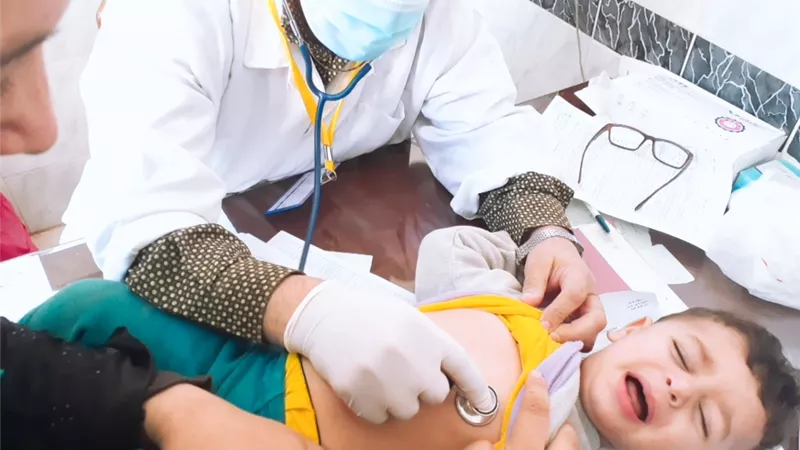 علاج 2100 مواطنا مجانا بقرية بالشرقية