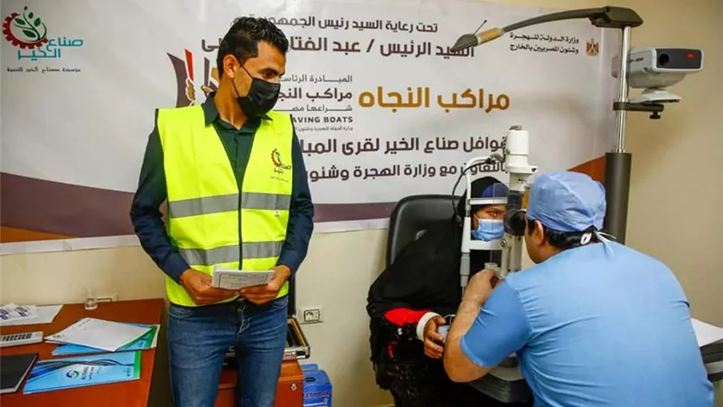 الهجرة: إجراء 66 عملية جراحات عيون و243 نظارة طبية لأهالى الحرجة ببنى سويف