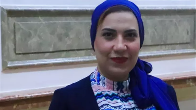 نائبة : زيارة السيسي الاماكن المتضررة من السيول دليل علي وضعه محدودى الدخل علي رأس اولوياته