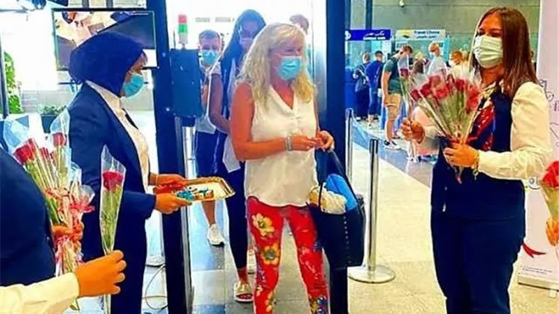 على مدار اليوم مطارا الغردقة ومرسى علم يستقبلان ١٥ الف سائح