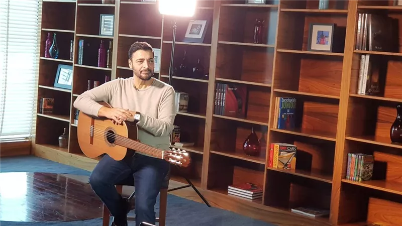 اشادات كبيرة بأغنية حميد الشاعري خلال حفل افتتاح القاهرة السينمائي