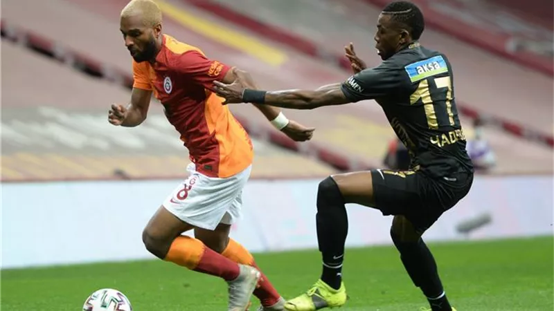 مصطفى محمد يغيب عن تعادل جالاتا سراى أمام مالاتيا سبور فى الدورى التركى