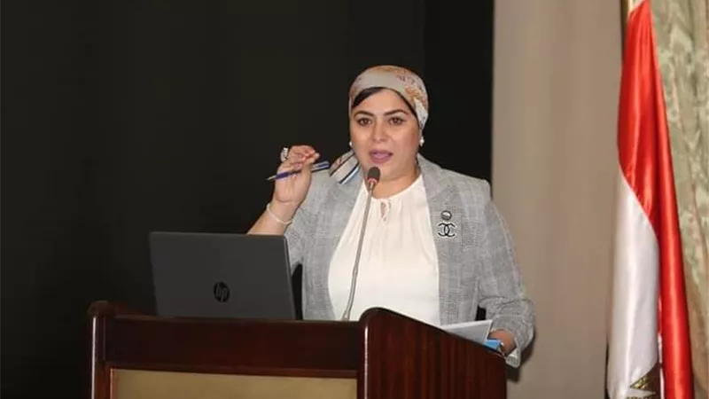 النواب يطالبون بحل نهائى لازمه مناهج رابعة ابتدائى