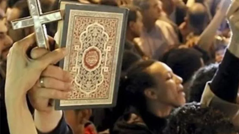 قمص كنيسة العذراء بالوراق: المسلمون قبل المسيحيين هبوا للاطمئنان على الكنيسة