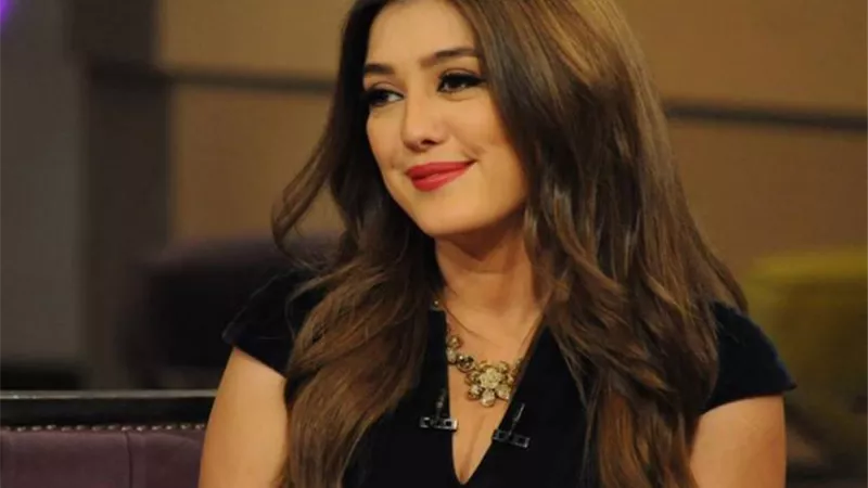 كندة علوش لـ ياسمين عبد العزيز: 