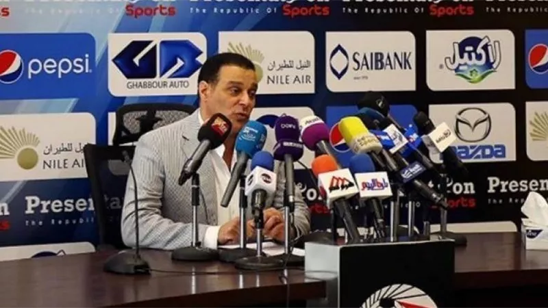أحمد مجاهد يرفض إستقالة رئيس لجنة الحكام .. تعرف على السبب