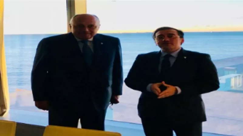شكري ونظيره الأسباني يبحثان تعزيز العلاقات الثنائية في مجالات الطاقة المتجددة ومكافحة التغير المناخي