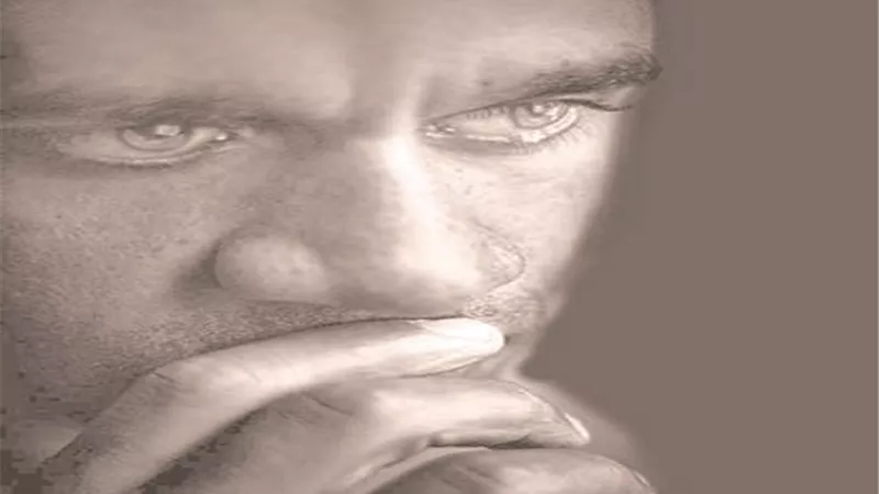 بسبب الدلع ..الابن داخل السجن بشيكات مضروبة