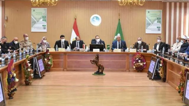 محافظ الشرقيةيوجه بسرعة الإستجابة والرد على الشكاوى الواردة