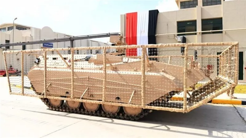 المدرعة سيناء 200.. تعرف على أبرز المنتجات العسكرية بمعرض إيديكس 2021.. فيديو