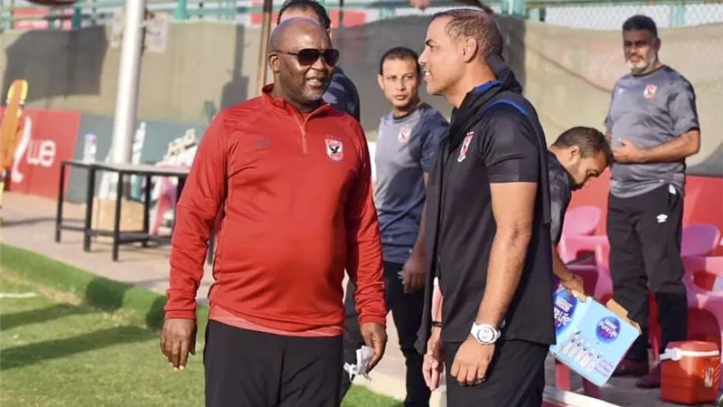 موسيماني مشيدا بمستوى ناشئي الأهلي: هم مستقبل الفريق الأول