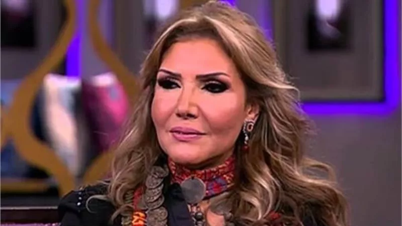 نادية مصطفى تدعم رشوان توفيق 