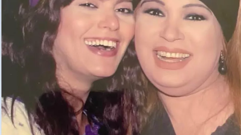 عودة الفنانة زينب إسماعيل للظهور على السوشيال ميديا بعد غياب 13 عامًا عن التمثيل