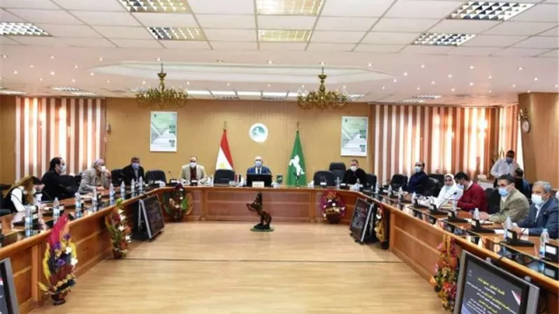 مساعدات مالية وفرص عمل للفئات الاولى بالرعاية فى الشرقية.. بالصور