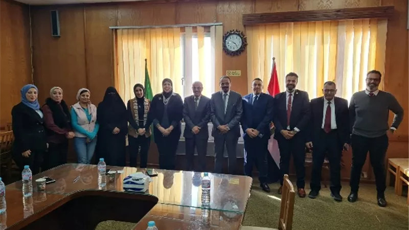 تعاون مشترك بين تجارية الإسماعيلية وبنك ناصر الإجتماعي ..صور