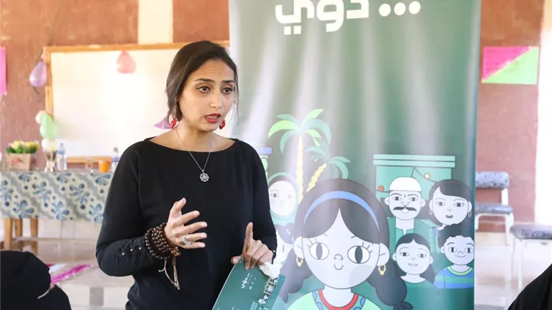 القومى للمرأة ينفذ دوائر حكى لطلاب مدرسة بالواحات البحرية فى الجيزة