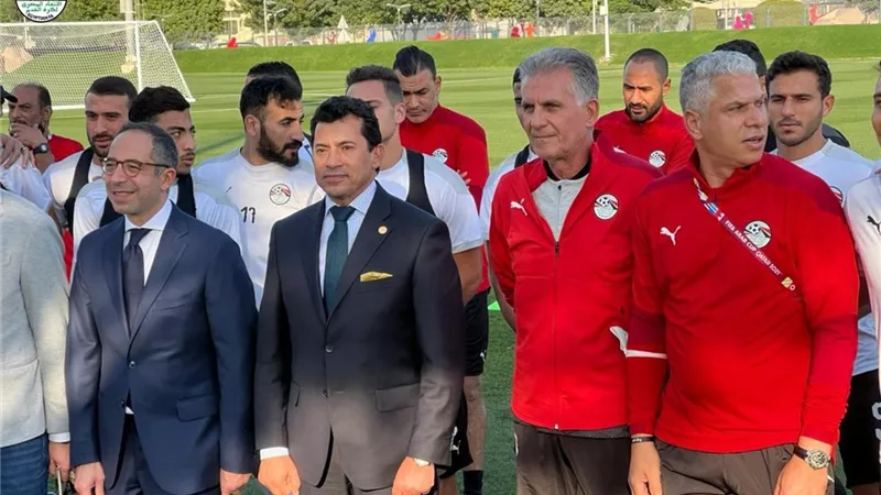 في حضور الوزير والسفير.. المنتخب الوطني يختتم استعداداته للقاء لبنان غدًا