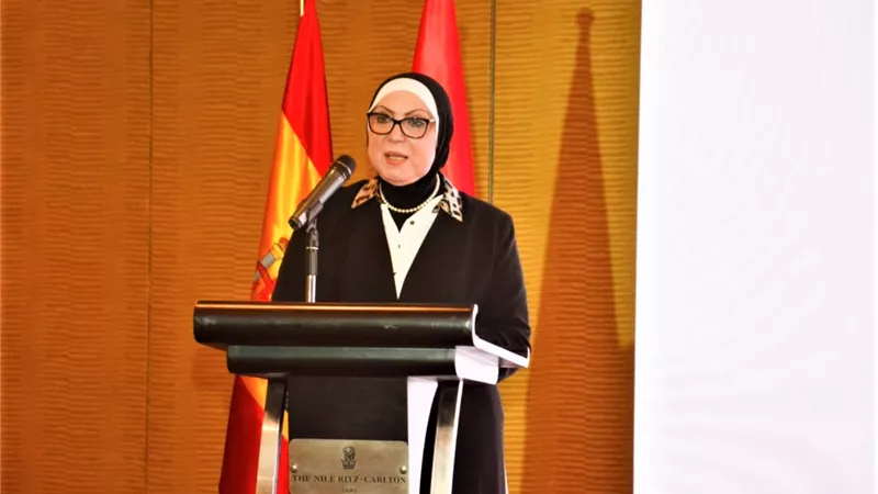 نيفين جامع: 84.4 % نسبة الزيادة فى الصادرات المصرية إلى السوق الإسبانى خلال 9 أشهر
