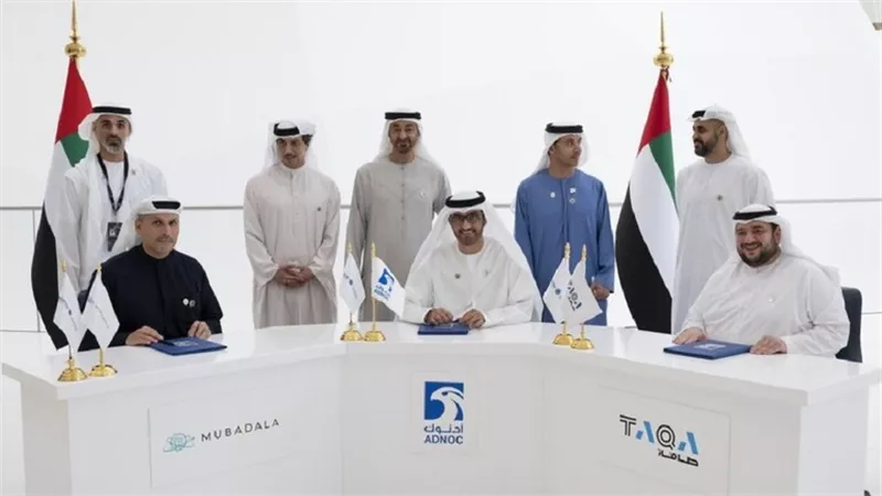 ولي عهد أبوظبي يطلق شراكة استراتيجية بين شركات إماراتية في مجال الطاقة المتجددة