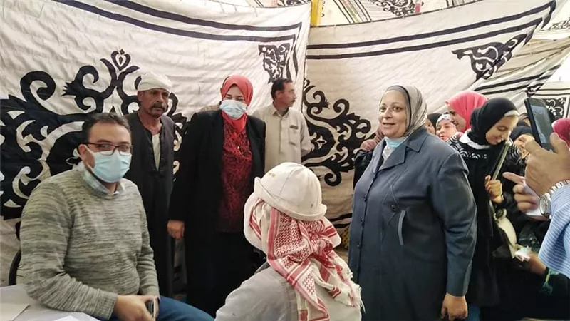قوافل جامعة الزقازيق الطبية تواصل أعمالها بقرية قهبونة مركز الحسينية