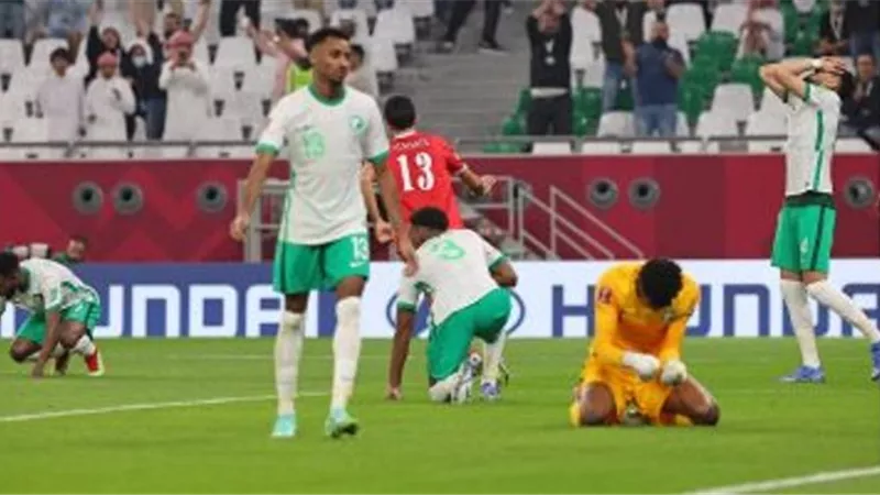 الأردن يحقق فوزا مثيرا أمام السعودية بكأس العرب