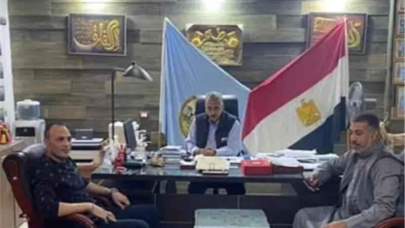 رئيس مركز ومدينة الضبعة يستقبل القائمين علي قافلة نور العيون الرئاسية