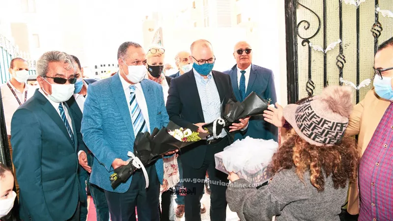 وفد السفارة الكندية يزور وحدة طب الأسرة بقنا الجديدة