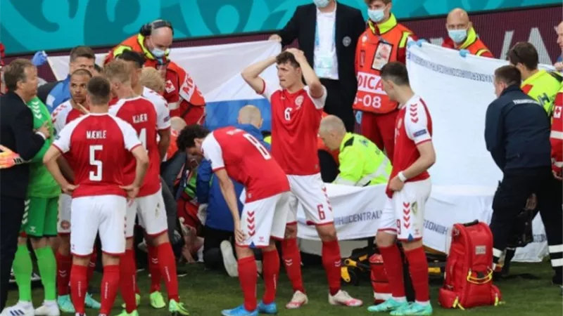 بعد تعرضه للموت فى كأس العالم .. نجم منتخب الدنمارك يعود للتدريبات