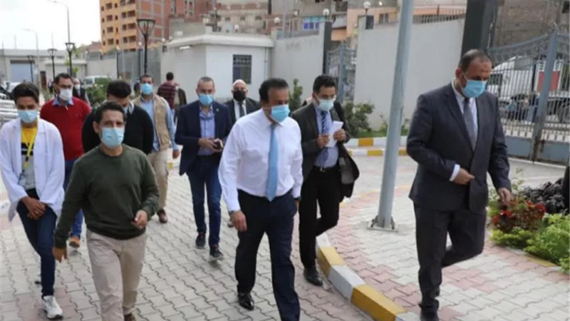 عبد الغفار يتفقد مستشفى العجمي التخصصي ويشيد بمستوى الأداء