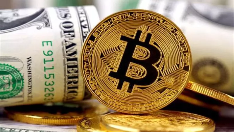 ضبط شخص لترويج العملات الإفتراضية على الإنترنت مقابل عمولة