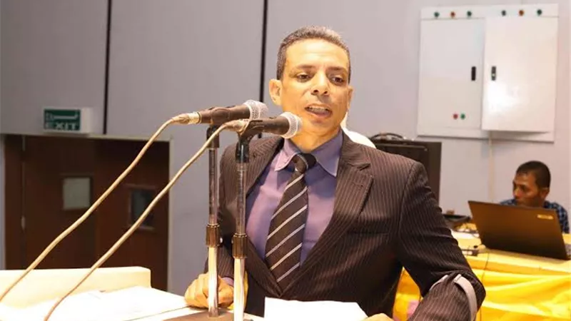 خالد بن الوليد عميدًا لكلية العلوم بجامعة جنوب الوادى