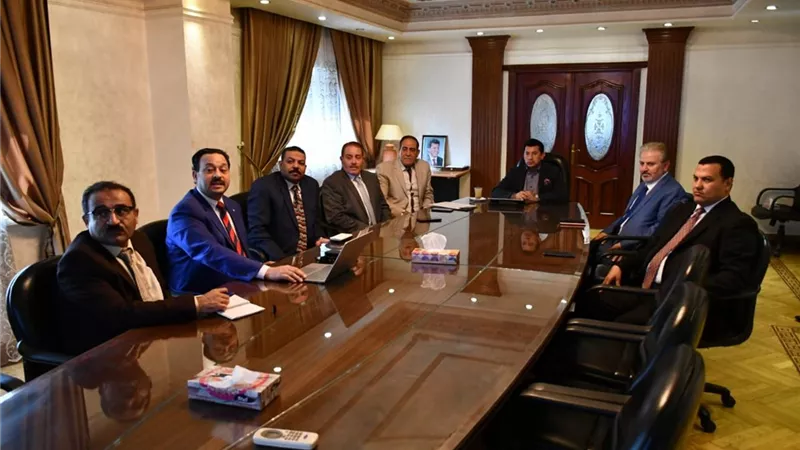 وزير الشباب يتابع الفرص الاستثمارية بالمنشآت الرياضية مع مجموعة من رجال الأعمال والمستثمرين