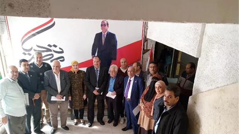 مديرة تعليم الخانكة تستقبل وفدا من حزب مستقل وطن