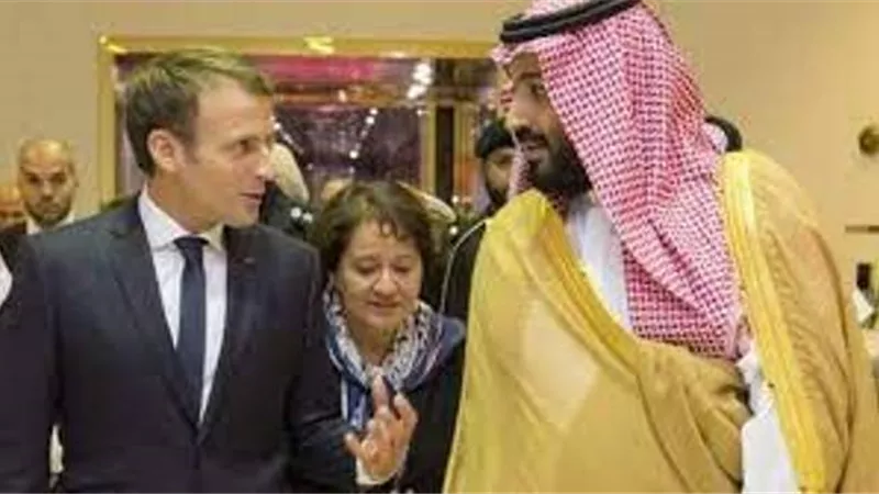 ماكرون: أجرينا اتصالا مع ولي العهد السعودي ورئيس وزراء لبنان وأكدنا له التزام بلدينا بدعم اللبنانيين