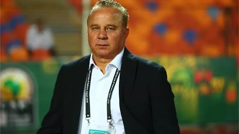 شوقي غريب يكشف حقيقة نشوب خلافات مع مدرب حراس المنتخب السابق