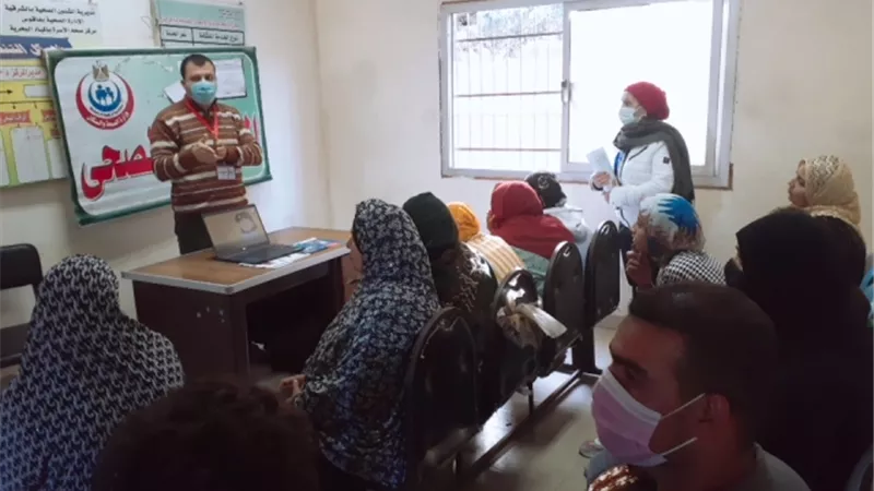 الكشف على ١٧٥٠ مريضا بالقافلة الطبية فى فاقوس