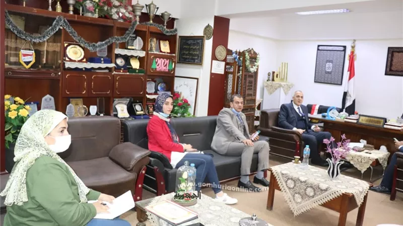 تعليم القاهرة تبدأ تطعيم طلاب الإعدادي والثانوي