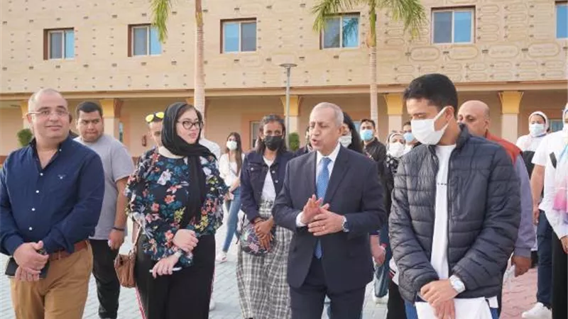 د. إسماعيل عبد الغفار يزور مستشفي شفاء الاورمان بالأقصر .. ويشيد بجهود طاقم العمل حتى يصبح الصعيد بلا سرطان