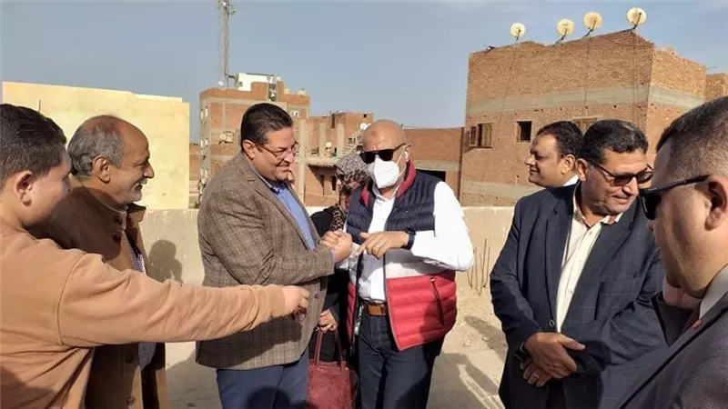 رئيس مدينة بنى سويف يتابع اجراءات نقل الوحده الصحيه بقرية بلفيا 