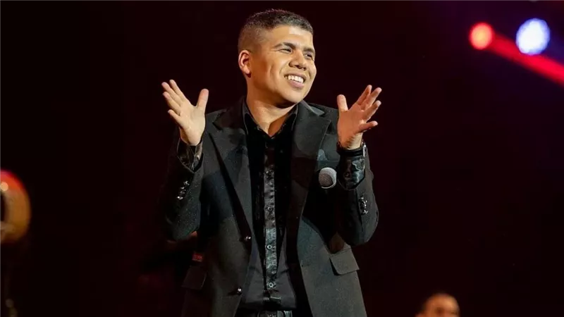 عمر كمال يحير جمهوره بحدث سعيد له خلال 5 ايام