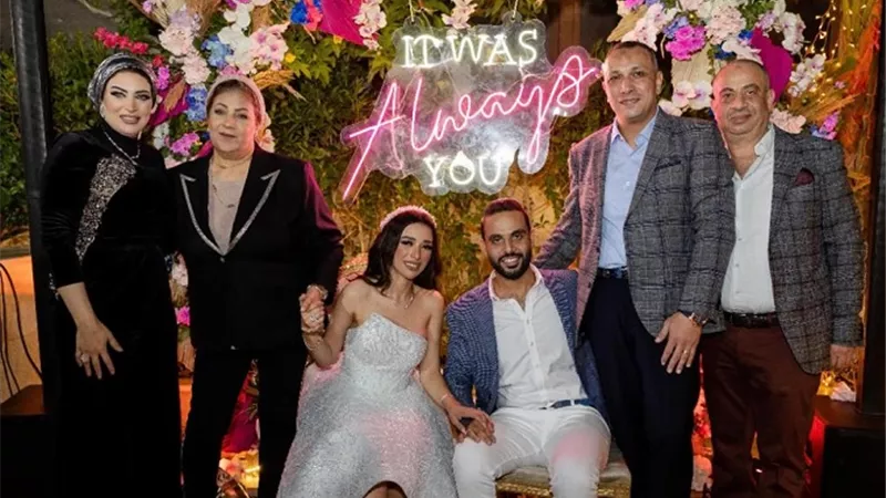 ميار خطفت قلب محمد فاحتفل الأهل بالخطوبة