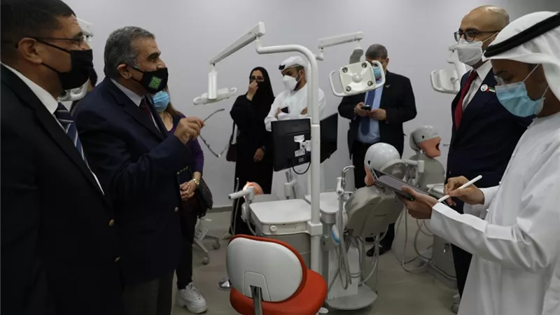 جامعة الجلالة تستقبل وفد وزارة التربية والتعليم الاماراتي لبحث سبل التعاون المشترك