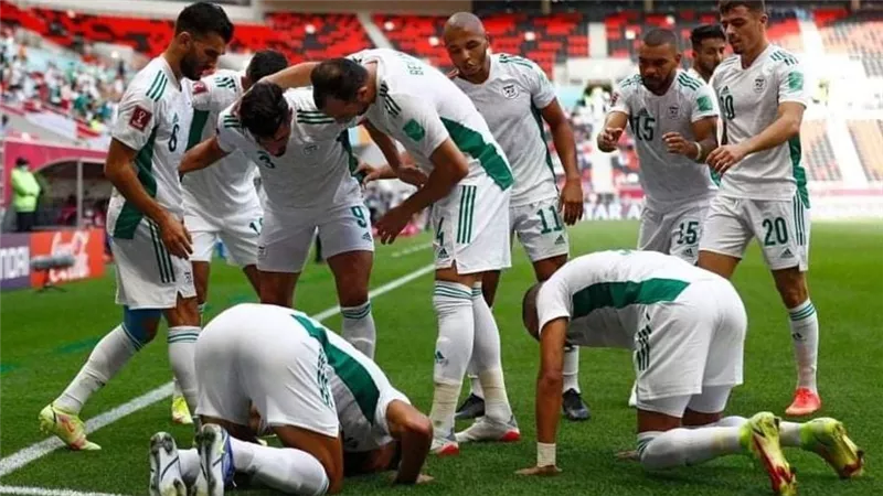 إصابة نجم منتخب الجزائر قبل مواجهة مصر الليلة فى كأس العرب