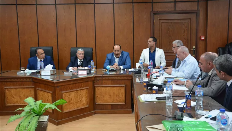 محافظ المنيا : تركيب 40 ماكينة صرف الى بالقرى والنجوع